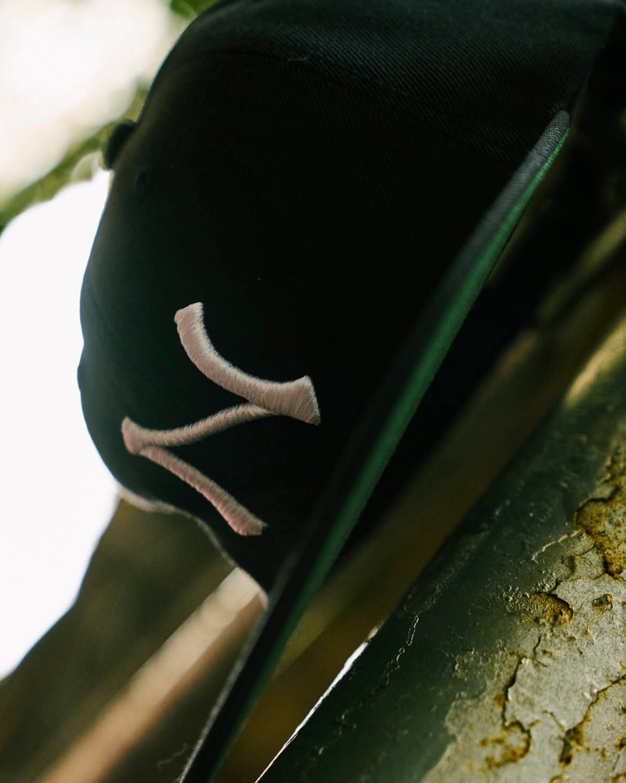 MOANDMO × NEPENTHES CAP Collaboration 2025